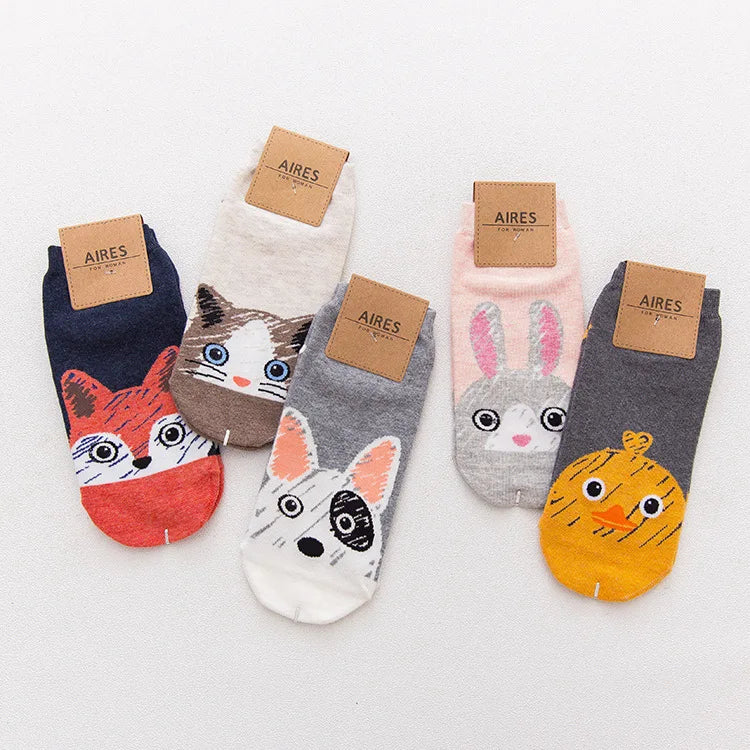 🧦 جوارب نسائية قصيرة برسومات كرتونية لطيفة 🐾